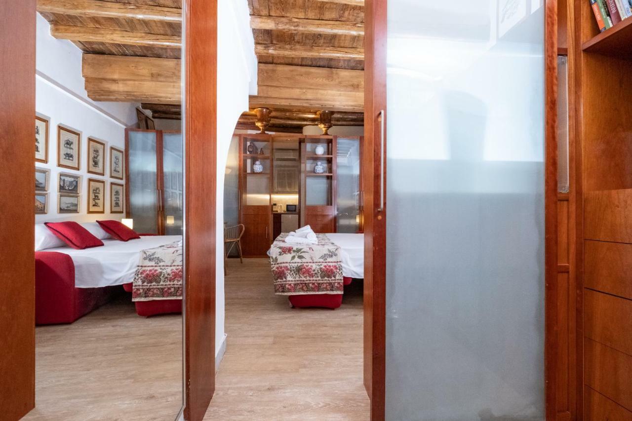 Campo De' Fiori Cozy Nest Apartment Rome Bagian luar foto