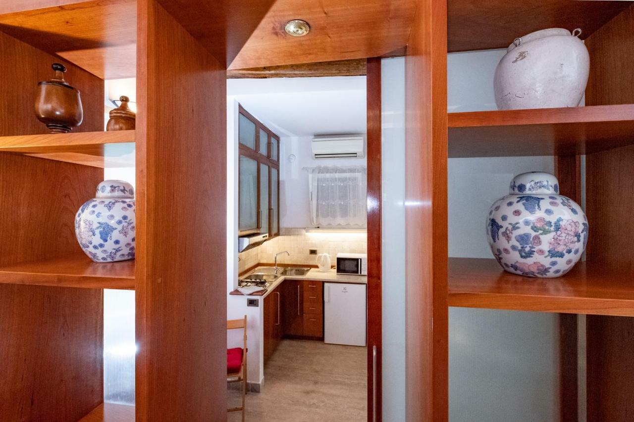 Campo De' Fiori Cozy Nest Apartment Rome Bagian luar foto